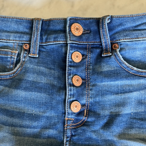 American Eagle High Waist Shorts - Picture 3 of 9